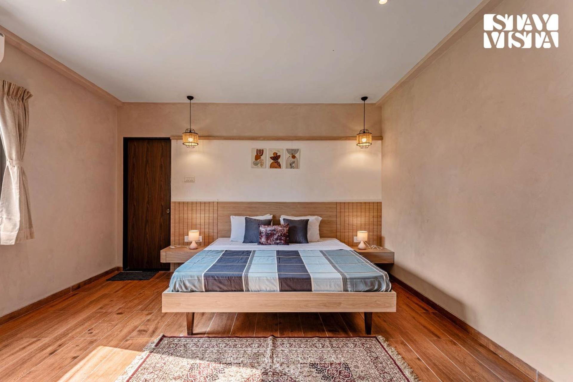 Stayvista At Countryside Meadows With Pool, Ac 浦那 外观 照片